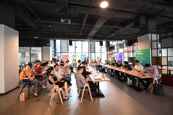 脑虎科技“超级工厂”预计2026年投产 脑机接口步入商业化落地加速期