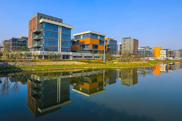 脑虎科技“超级工厂”预计2026年投产 脑机接口步入商业化落地加速期