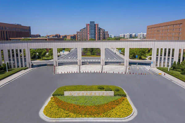 成长主线强化结构慢牛不变